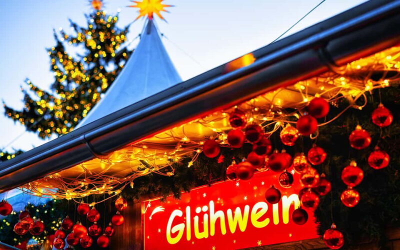 Berlin privately: mulled wine and sightseeing in an e-rickshaw - Key Points
