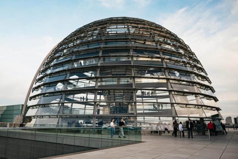 Berlin: Reichstag, Dome and Government District Guided Tour - Key Points
