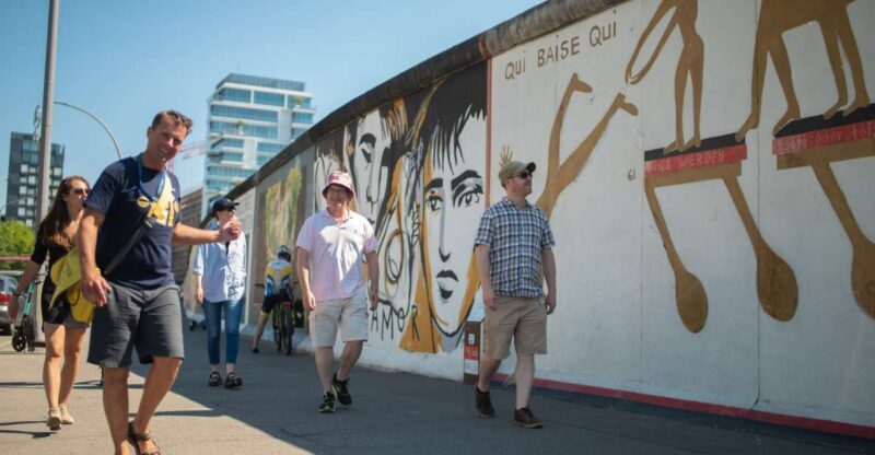 Berlin Reunited and Revived! 3-Hour Alternative Tour - Key Points
