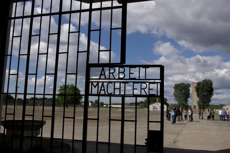 Berlin & Sachsenhausen: 5-Hour Tour "Third Reich" by VW-Bus - Who Will Love This Tour?