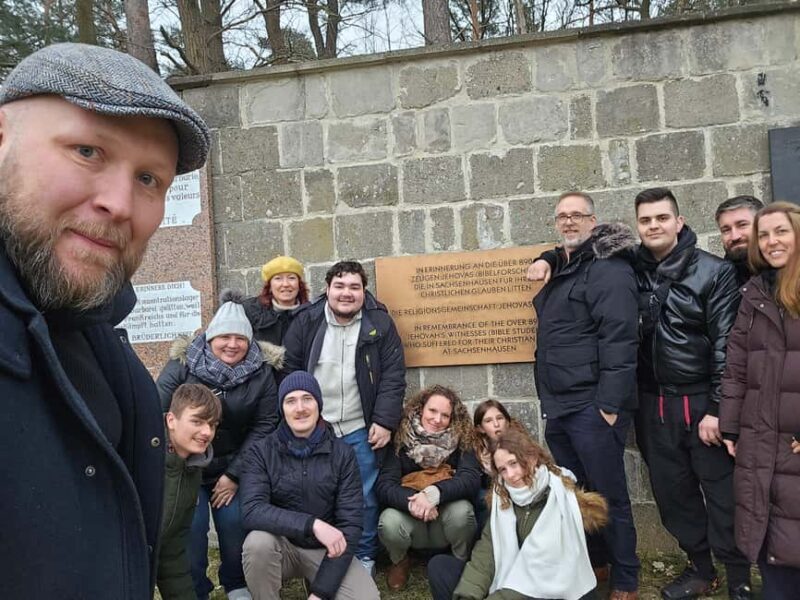 Berlin: Sachsenhausen Memorial Survivor Stories in German - FAQ