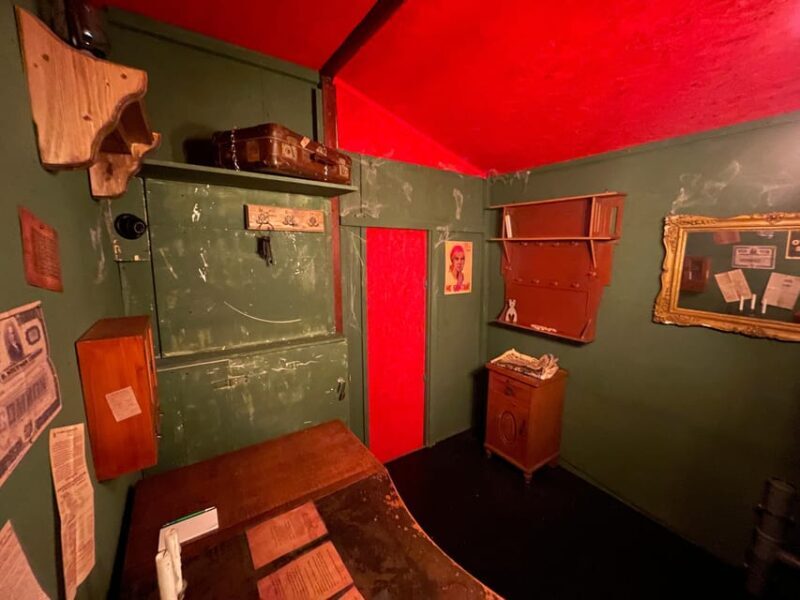 Berlin: Shadow of the Rubber Duck Escape Room Experience - Authentic Insights from Guests
