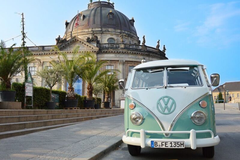 Berlin: Sightseeing Tour in Classic Volkswagen T1 Samba Bus - The Experience in Detail