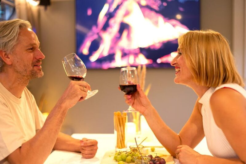 Berlin: Spree River Romantic Moon Boat Ride - The Experience in Detail