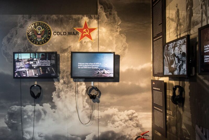 Berlin: The Wall Museum East Side Gallery Ticket - FAQs