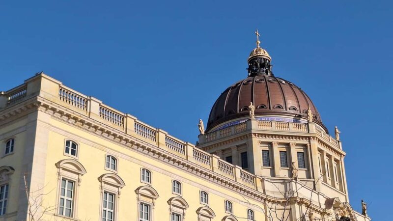 Berlin: Walking tour of the old town  TV tower, city hall, palace - A Detailed Look at the Tour Experience
