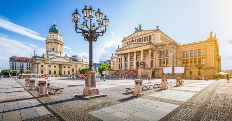 Berlin: Walking Tour of the Top 10 Sightseeing Attractions - What Makes This Tour Stand Out