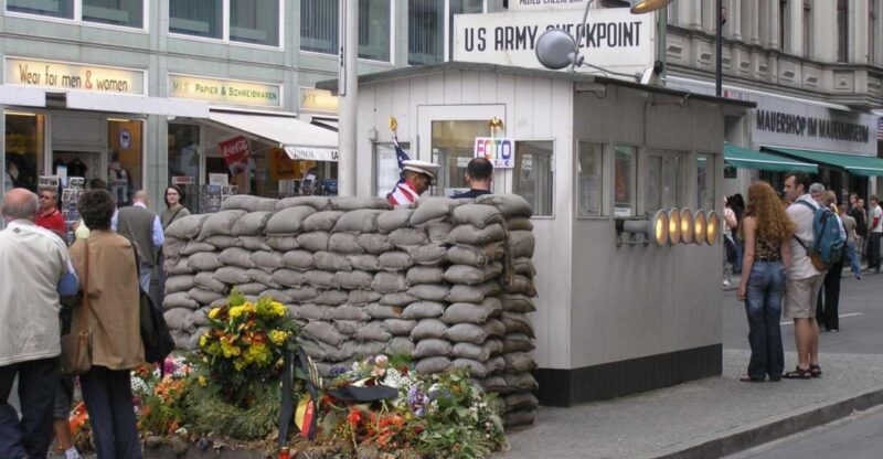 Berlin Wall: City Tour of Divided Germany - Who Will Appreciate This Tour?