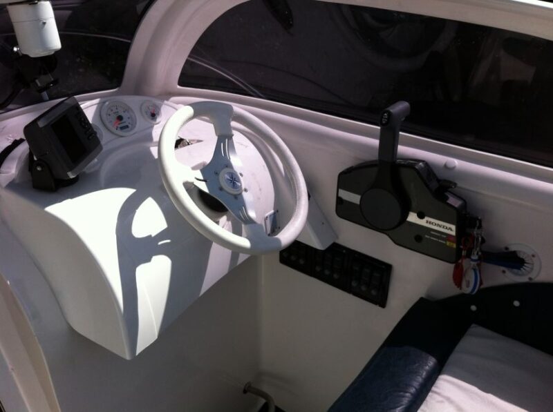 Berlin:Guided South Berlin Yacht Tour with Swim Stop (relax) - A Deep Dive into the Yacht Tour Experience