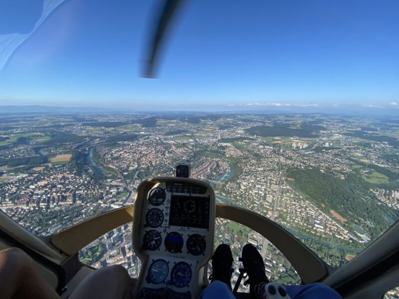 Bern: Private 18-Minute Helicopter Flight for up to 3 People - FAQ