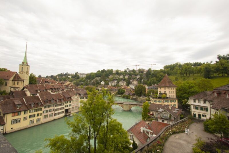 Bern: Private Exclusive History Tour with a Local - Exploring Bern with a Local Guide