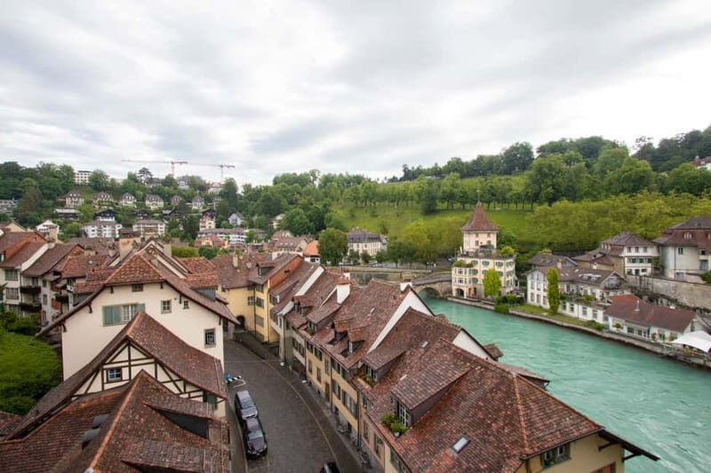 Bern: Private Express Walk with a Local in 60 minutes - The Itinerary: What Makes Each Stop Special