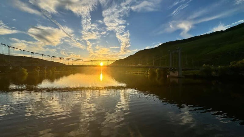 Bernkastel: 1-hour panoramic boat tour Lieser, Mülheim and back - Key Points