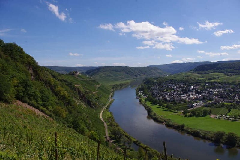 Bernkastel: Boat and covered wagon ride from/to Bernkastel-Kues - The Itinerary in Detail