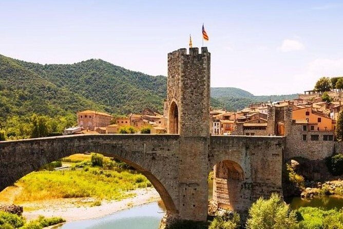 Besalu & 3 Medieval Towns Small Group Tour with Hotel Pick-Up - Transportation and Group Dynamics: Comfort and Interaction
