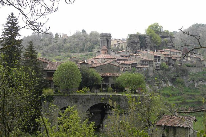 Besalú, Rupit & Vic Private Tour small group and hotel pick up from Barcelona - The Value of Guided Small Group Tours