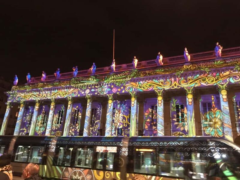 Best : Bordeaux Walking Tour + 1 Wine glass - Who Is This Tour Best For?