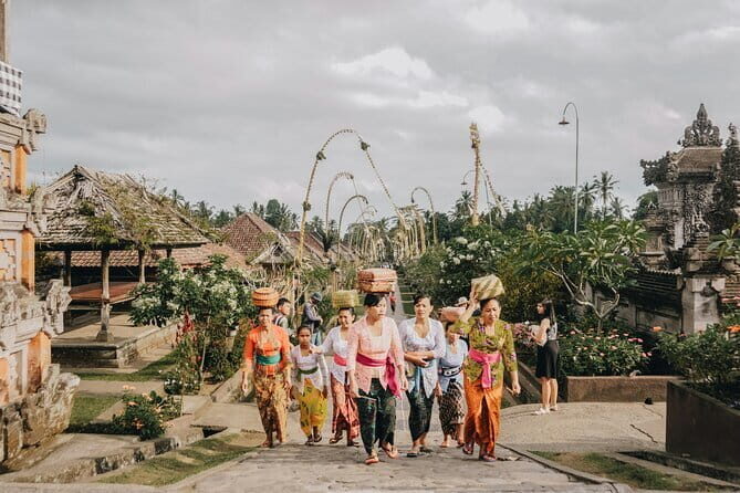 Best Day Tour - #3 World Cleanest Traditional Village - Key Points