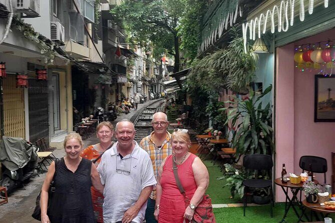 Best Hanoi Food Tour 7 Different Food Tasting Visit Train Street - Exploring the Hanoi Food Tour: What to Expect