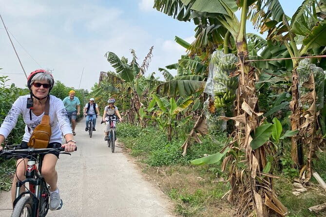 Best Hanoi Walking Foodie Tour by Night (Group or Private Tour) - Value for Money