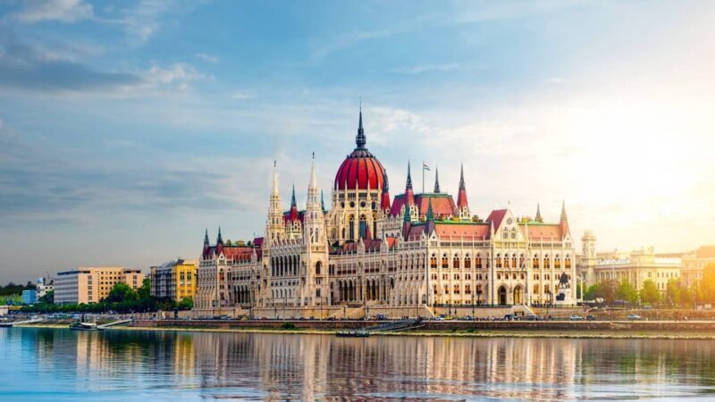 Best of Budapest: Private Walking Tour with a Local - An In-Depth Look at the Tour Experience