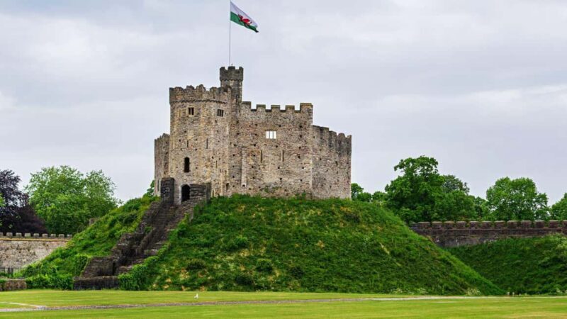 Best of Cardiff: Private Walking Tour with Local - Key Points