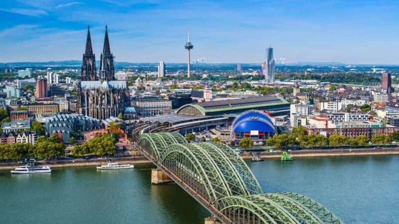 Best of Cologne: Private Walking Tour with a Local - Exploring Cologne with a Local Guide: What You Can Expect