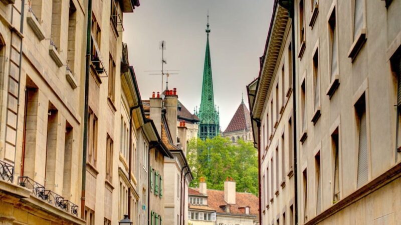 Best of Geneva: Private Walking Tour with a Local - Key Points