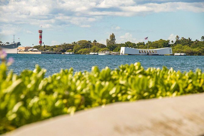 Best Of Oahu: Private Tour with Movie and Boat Tour USS Arizona Memorial - FAQ