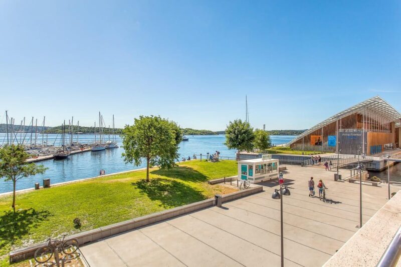 Best of Oslo: Walking Tour with a local guide - Practical Details to Consider