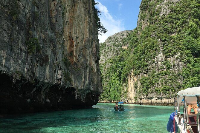 Best of Phi Phi Island Adventure Day Tour with Lunch from Phuket - An In-Depth Look at the Phi Phi Islands Tour
