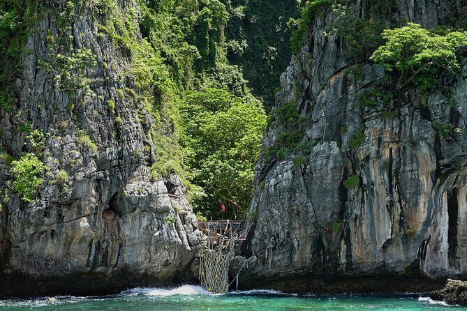 Best of Phi Phi Island Adventure Day Tour with Lunch from Phuket - Who Is This Tour Best Suited For?
