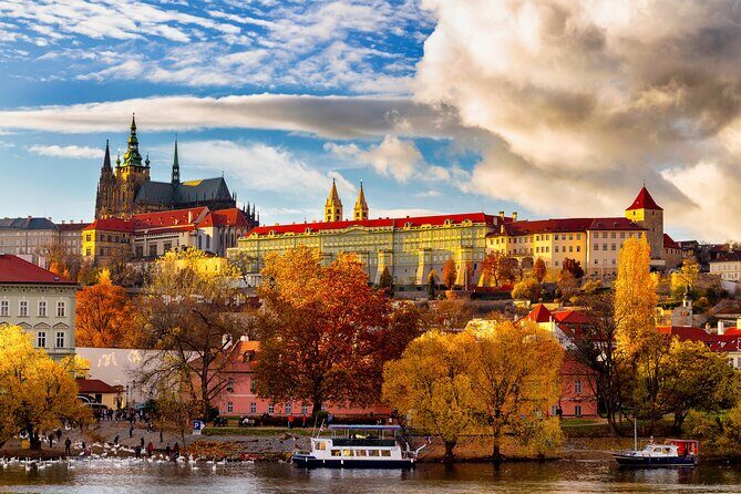 Best of Prague: Private City Walking Tour, Boat Cruise, and Typical Czech Lunch - Scenic Vltava River Cruise