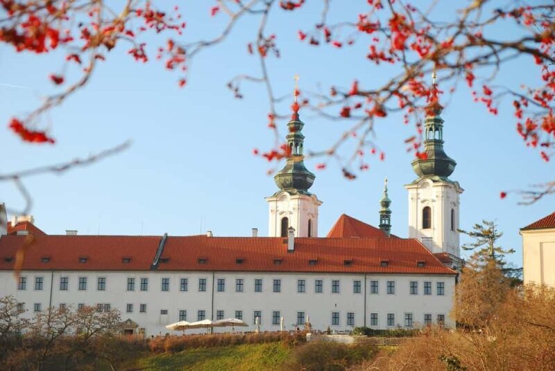 Best of Prague Walk Tour with a Professional Guide - Key Points