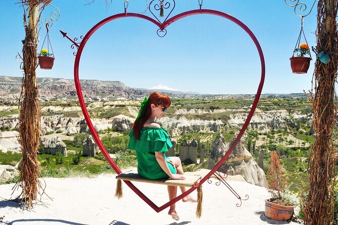 Best of Red and Green Small Group Guided Tour - Practical Details: What You Need to Know