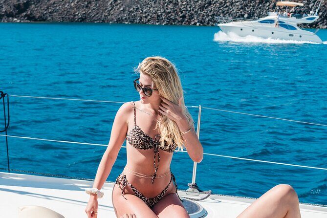 Best of Santorini Private Half-Day Catamaran Cruise with transfer and meal - FAQs