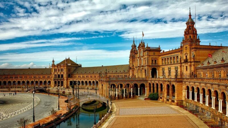 Best of Seville: Private Walking Tour with Local - The Sum Up