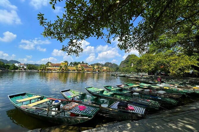 Best-Selling Ninh Binh Highlights Day Trip from Hanoi, Limousine - An In-Depth Look at the Tour Experience