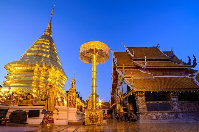 Best Six Chiang Mai Temple Tour + Doi Suthep Including Lunch (Minimum 2 pax) - Wat Chiang Man: The Oldest Temple