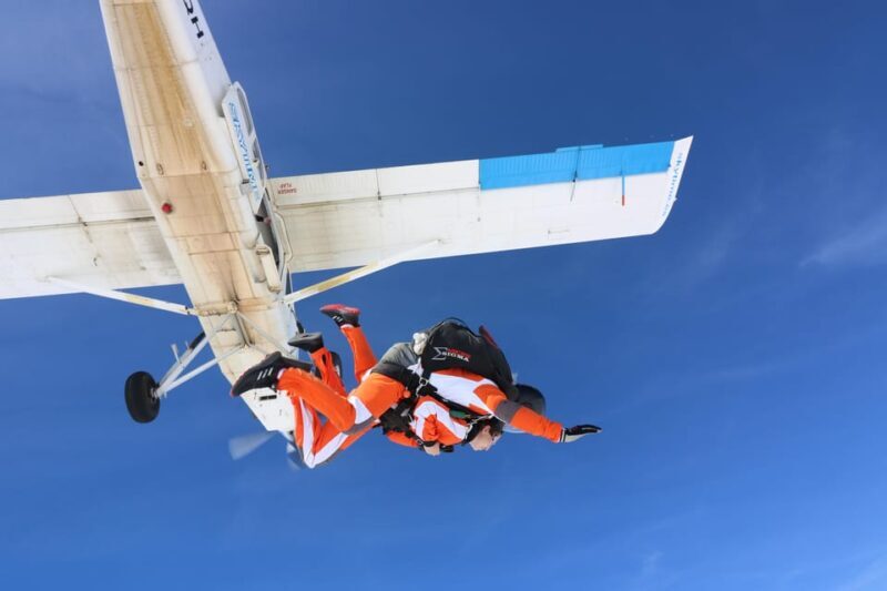 Best skydiving close to Brno and Olomouc - The Sum Up