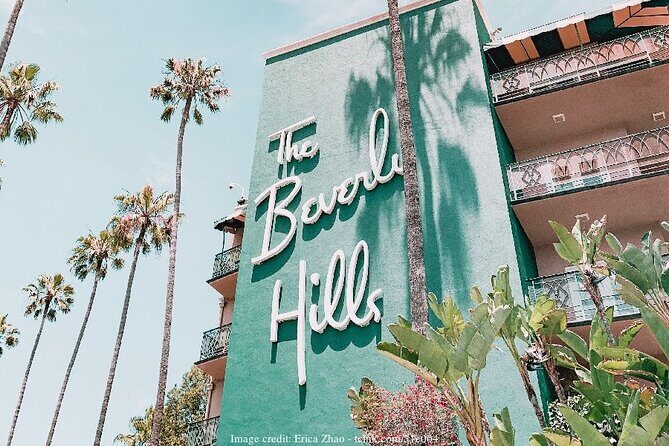 Beverly Hills & Rodeo Drive: Private 2-hour Walking Tour - What’s Included and What’s Not