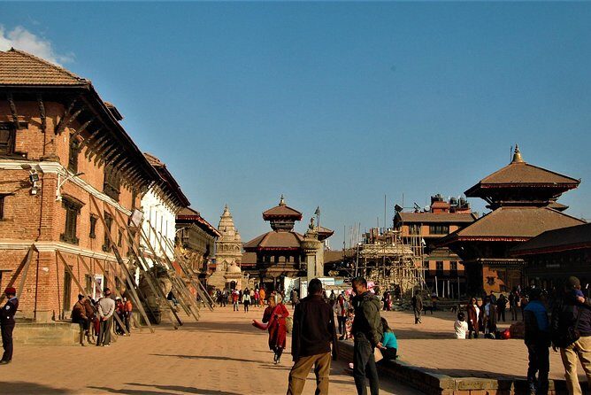 Bhaktapur Durbar Square excursion - The Logistics: Comfort and Convenience