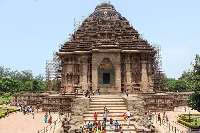 Bhubaneswar-Puri-Konark Triangle Tour - Discovering Konark and Its Iconic Sun Temple