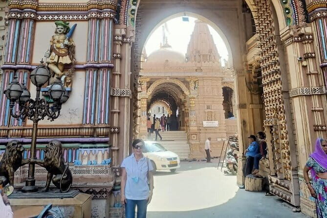 Bhuj to Narayan Sarovar Sanctuary Private Day Tour - Narayan Sarovar Sanctuary: Nature’s Refuge