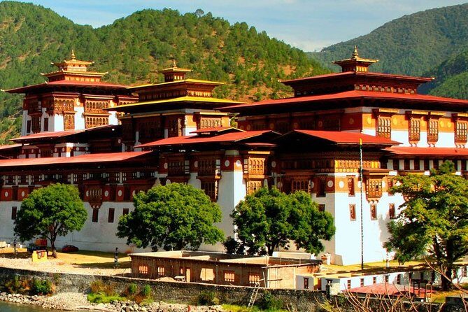 Bhutan Tour - 3 DAYS 2 NIGHTS - A Practical Overview of the Bhutan Tour from Kathmandu