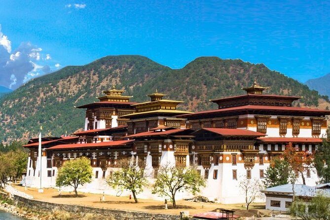 Bhutan Tour- 5 DAYS 4 NIGHTS - An In-Depth Look at the 5-Day Bhutan Tour