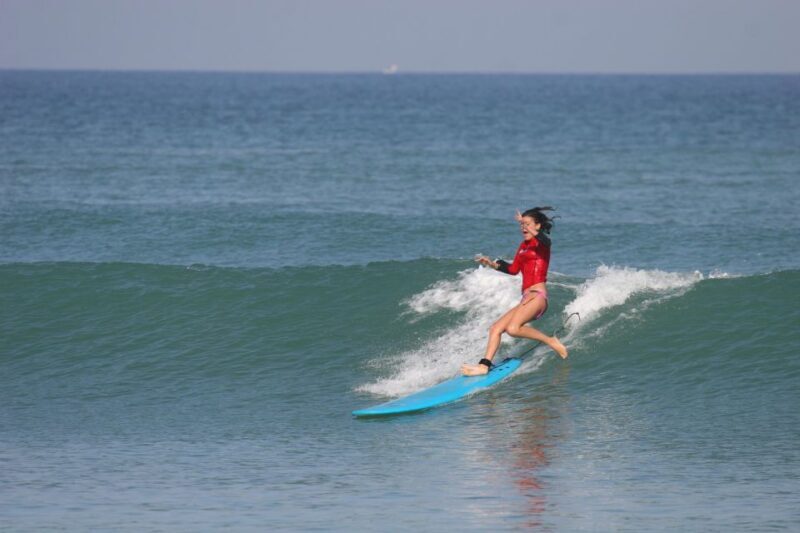 Biarritz : Cours de surf sur la côte Basque. - Exploring the Surf Lesson Experience in Biarritz
