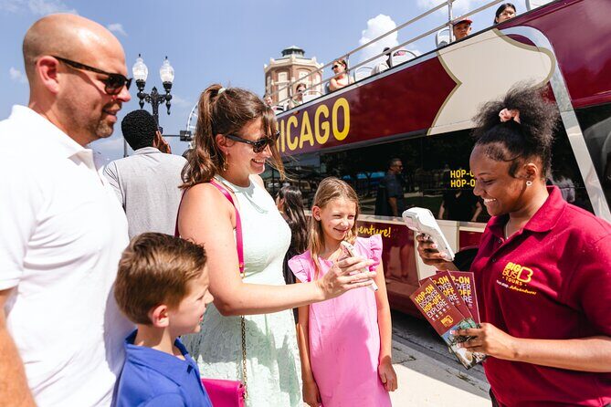 Big Bus Chicago: 48-Hour Hop-on Hop-off Tour & 360 CHICAGO Deck - The Experience: What Makes It Stand Out