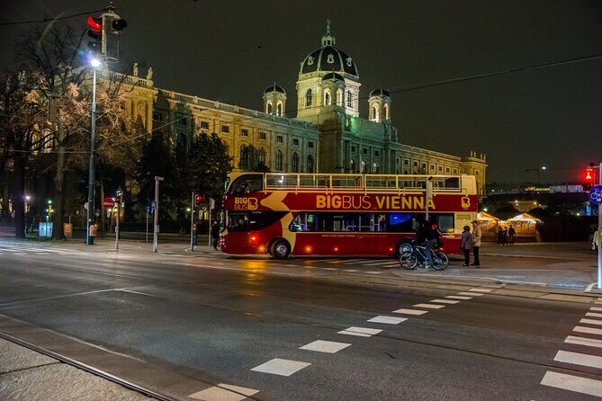 Big Bus Panoramic Live-Guided Evening Tour - Key Points