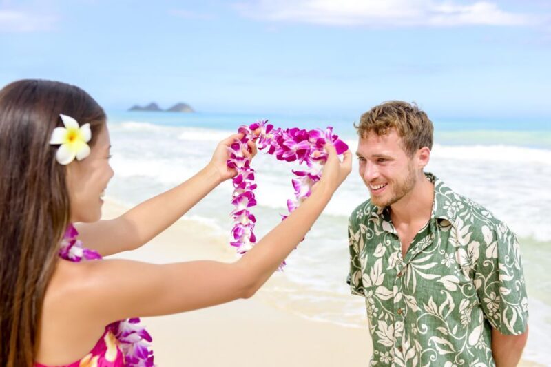 Big Island: Kona Airport Honeymoon Lei Greeting - Who Will Love This Experience?
